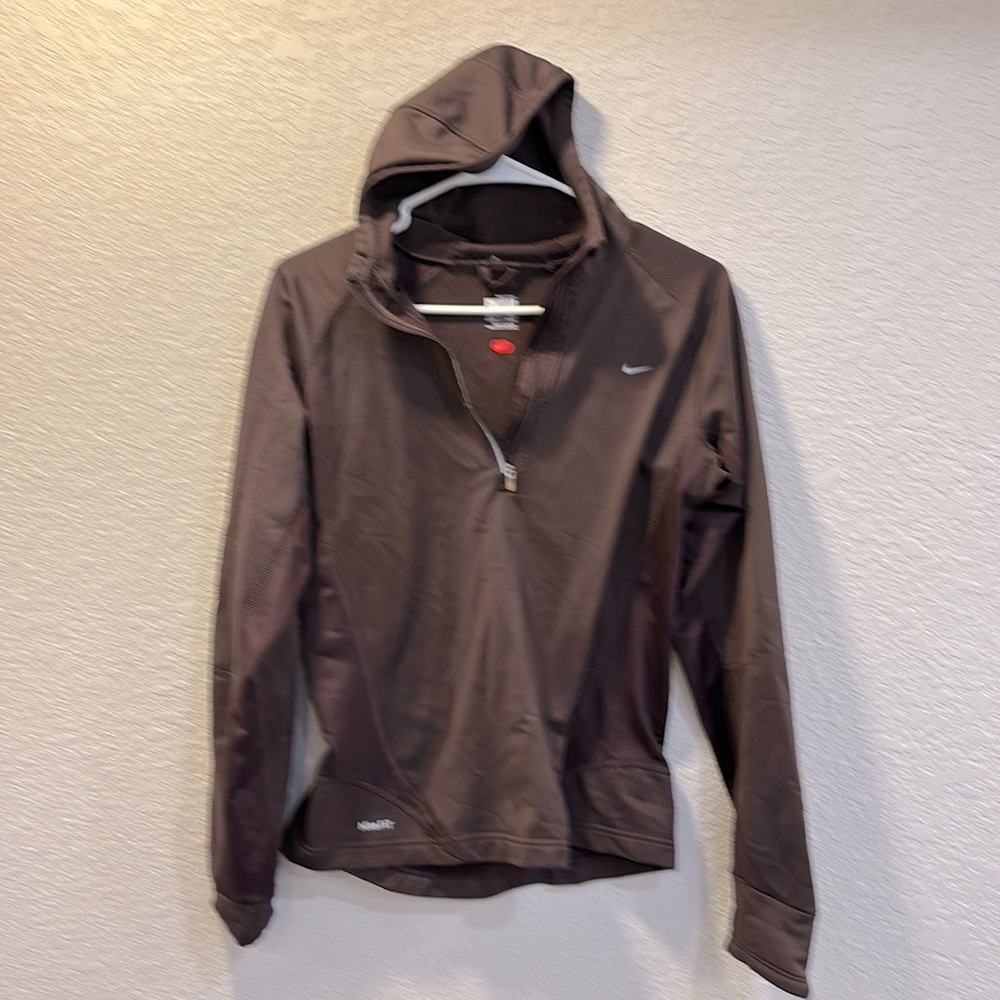 Brown Nike sport hoody. Size M